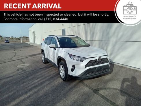 Used 2021 Toyota RAV4 XLE w/ Convenience Package image 1