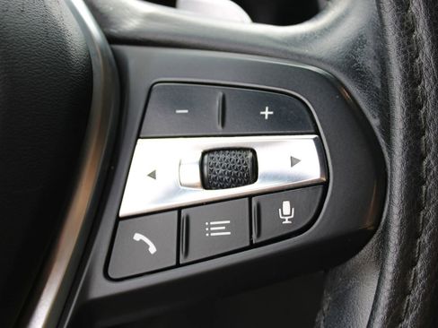 Used 2019 BMW 330i Sedan w/ Driving Assistance Package image 21