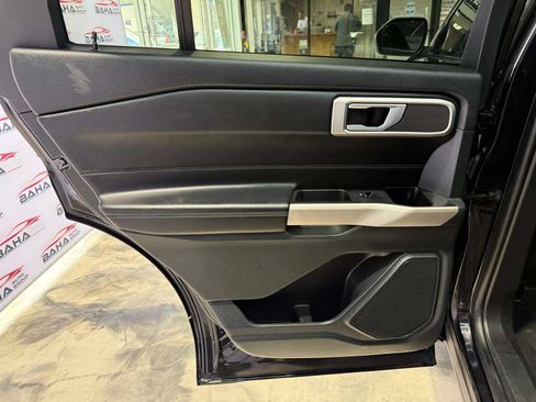 Used 2023 Ford Explorer XLT w/ Equipment Group 202A AWD/4WD image 42