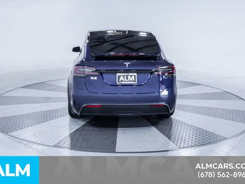 Used 2022 Tesla Model X image 8