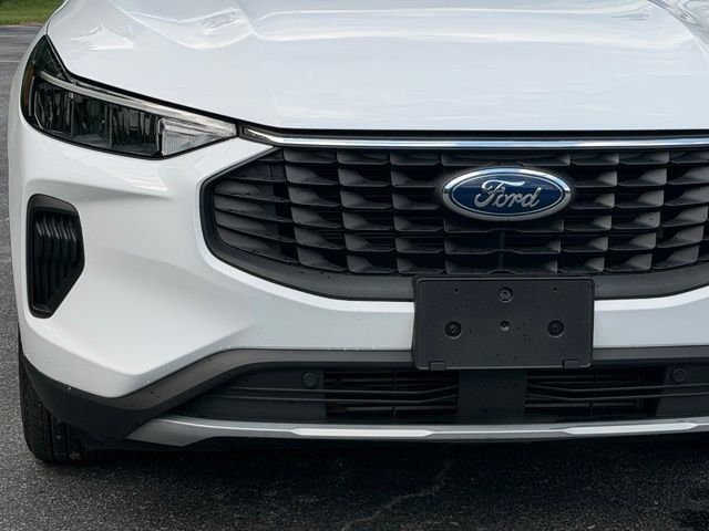 Used 2024 Ford Escape Active FWD image 13