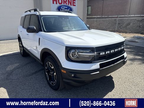Used 2023 Ford Bronco Sport Outer Banks AWD/4WD image 1