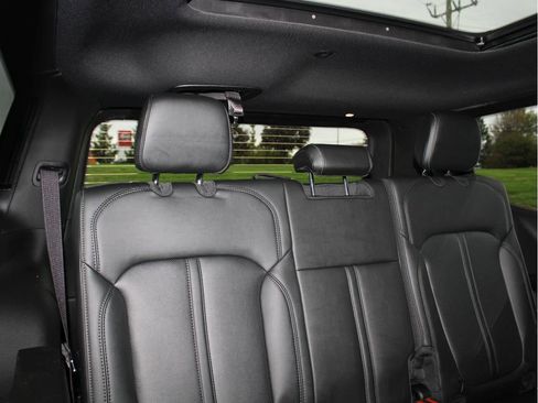 New 2025 Jeep Wagoneer Series II w/ Premium Group I image 32