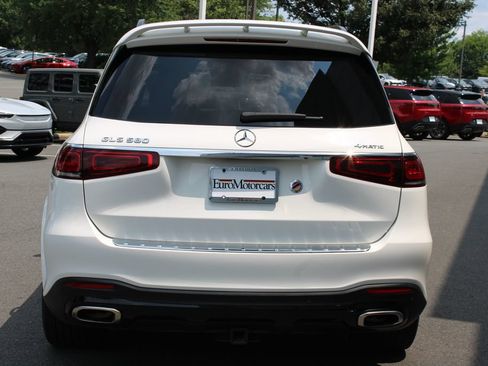 Used 2023 Mercedes-Benz GLS 580 4MATIC image 5
