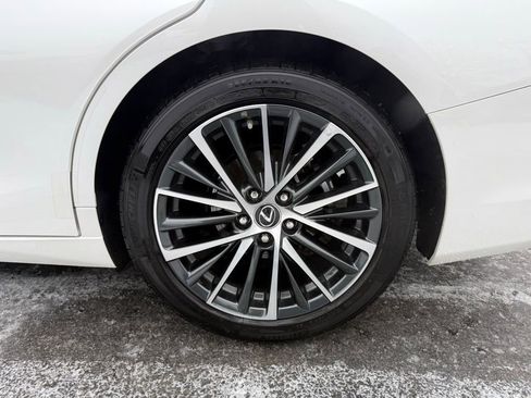 Certified 2025 Lexus ES 300h w/ Premium Package image 27