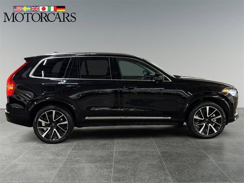 Certified 2025 Volvo XC90 B5 Plus w/ Protection Package Premier image 2