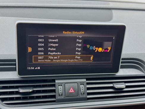 Used 2018 Audi Q5 2.0T Premium Plus w/ Premium Plus Package image 11