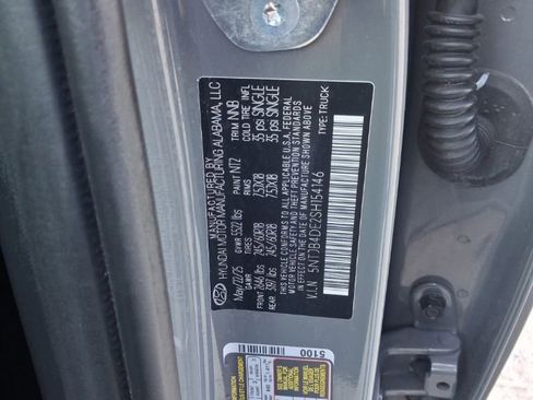 Used 2025 Hyundai Santa Cruz SEL FWD image 3