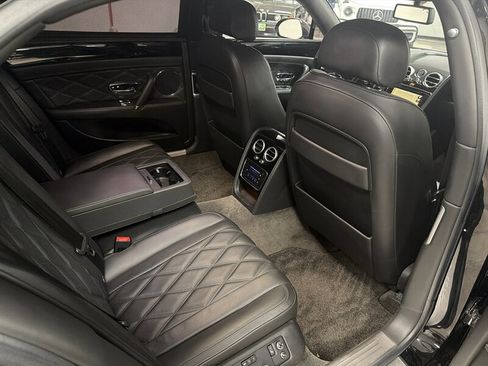 Used 2015 Bentley Flying Spur V8 image 55