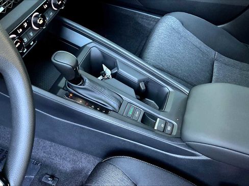 New 2025 Honda Accord SE image 11