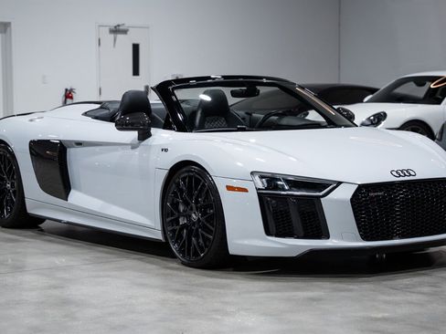 Used 2018 Audi R8 V10 plus AWD/4WD image 72