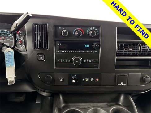 Used 2018 GMC Savana 2500 Work Van w/ Driver Convenience Package image 23