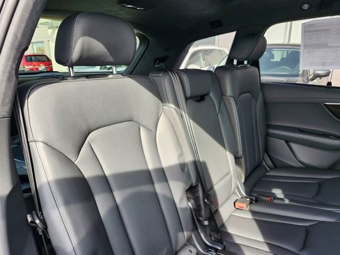 New 2026 Audi Q7 3.0T Prestige image 14