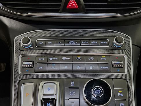 Used 2023 Hyundai Santa Fe Limited image 26