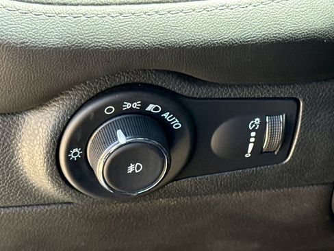 Used 2022 Dodge Durango GT RWD image 20