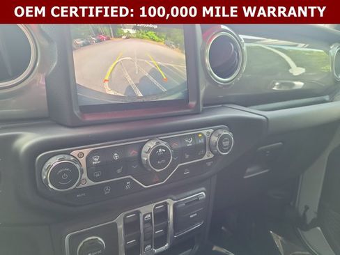 Used 2023 Jeep Wrangler Unlimited Sahara w/ Cold Weather Group AWD/4WD image 37