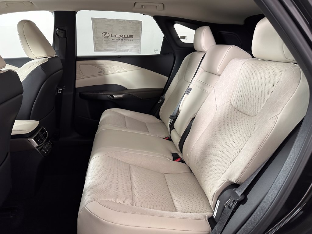 New 2026 Lexus RX 350 w/ Convenience Package AWD/4WD image 17