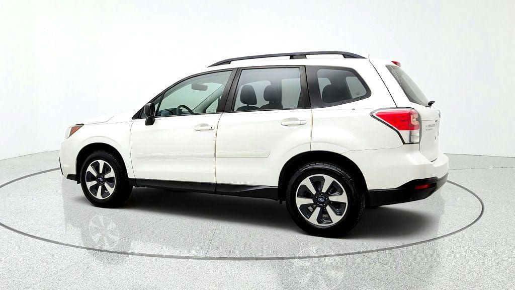 Used 2018 Subaru Forester 2.5i w/ Alloy Wheel Package AWD/4WD image 7