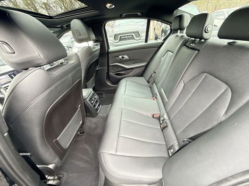 Used 2021 BMW 330i xDrive Sedan w/ Convenience Package image 24