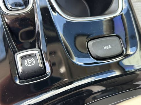 Used 2023 Buick Envision Preferred AWD/4WD image 26