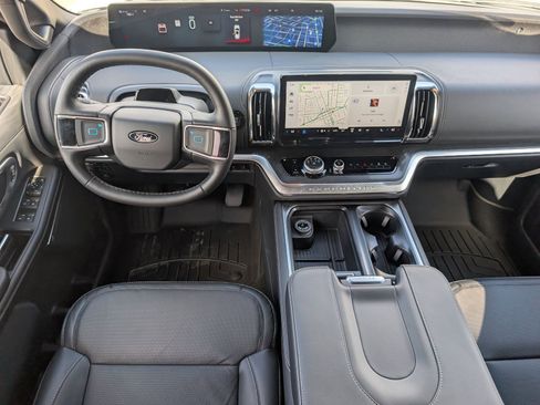 New 2026 Ford Expedition Platinum w/ Stealth Performance Package image 6