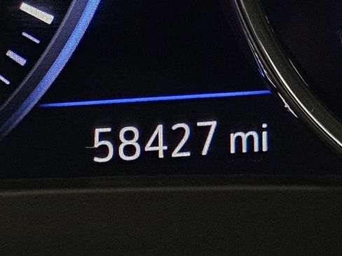 Used 2019 Chevrolet Malibu Premier w/ Sun and Wheel Package FWD image 16