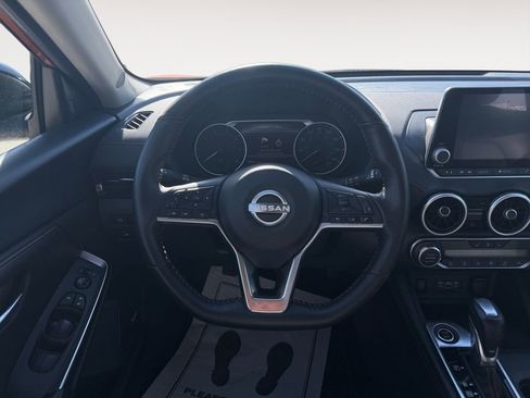 Used 2025 Nissan Sentra SR w/ SR Premium Package image 20