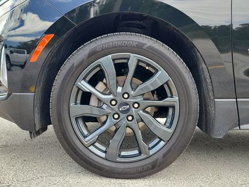 Certified 2023 Chevrolet Equinox RS w/ RS Leather Package FWD image 6