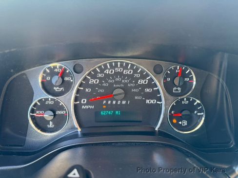 Used 2017 Chevrolet Express 2500 image 13