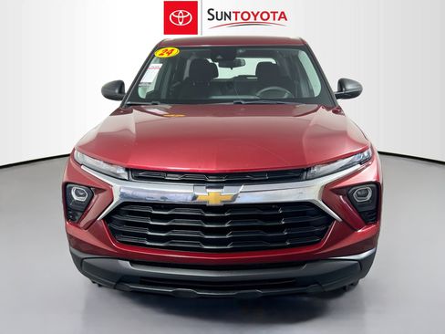 Used 2024 Chevrolet TrailBlazer LS w/ LS Convenience Package FWD image 10