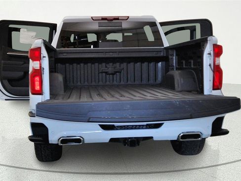 New 2026 Chevrolet Silverado 1500 High Country w/ Technology Package AWD/4WD image 7