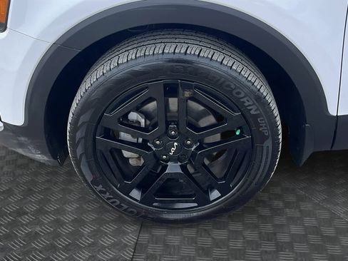 Used 2024 Kia Telluride EX X-Line image 10
