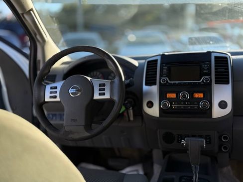 Used 2015 Nissan Frontier SV w/ SV Value Truck Package image 14