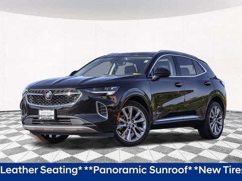 Used 2022 Buick Envision Avenir w/ Technology Package II image 2