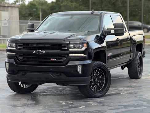 Used 2016 Chevrolet Silverado 1500 LTZ Z71 w/ Midnight Edition image 5