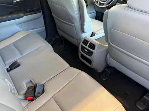 Used 2016 Honda Pilot EX-L image 18