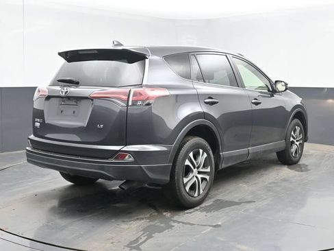 Used 2018 Toyota RAV4 LE w/ All Weather Liner Package FWD image 10