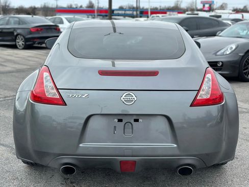 Used 2014 Nissan 370Z Coupe image 6