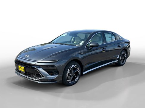 New 2026 Hyundai Sonata SEL image 1