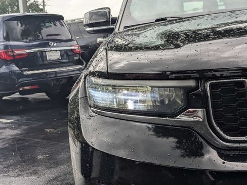 Used 2021 Jeep Grand Cherokee L Limited RWD image 9