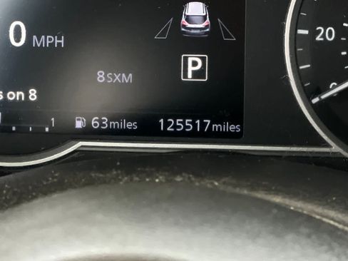 Used 2018 Nissan Kicks SR w/ Exterior Package FWD image 26