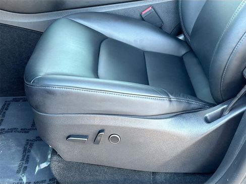 Used 2023 Tesla Model Y Long Range image 20