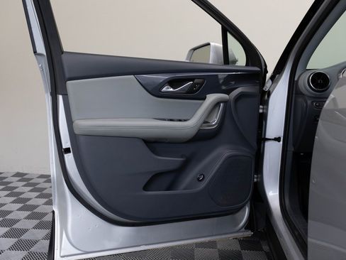 Used 2020 Chevrolet Blazer LT image 14