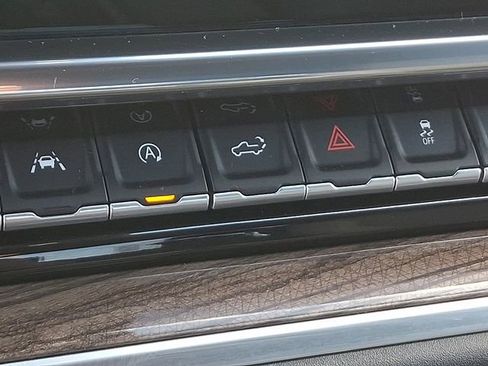 Used 2022 Chevrolet Silverado 1500 LT image 29