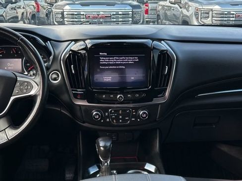 Used 2021 Chevrolet Traverse LT w/ LT Premium Package AWD/4WD image 24