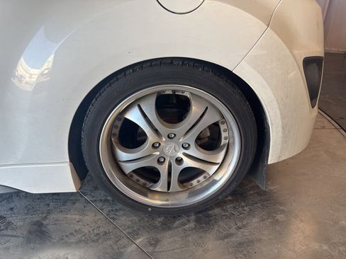 Used 2015 Hyundai Veloster Turbo w/ Option Group 04 image 9