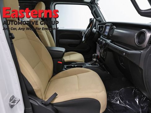 Used 2023 Jeep Wrangler Unlimited w/ Cold Weather Group AWD/4WD image 22