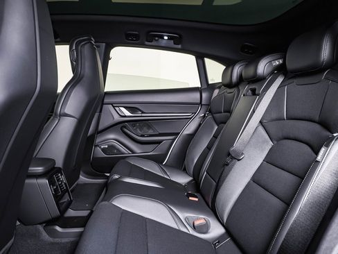 New 2025 Porsche Taycan 4 Cross Turismo image 17