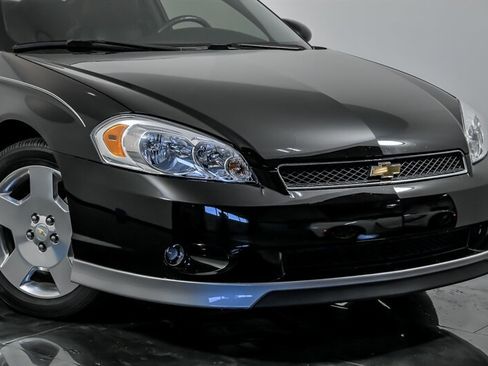 Used 2006 Chevrolet Monte Carlo SS FWD image 2