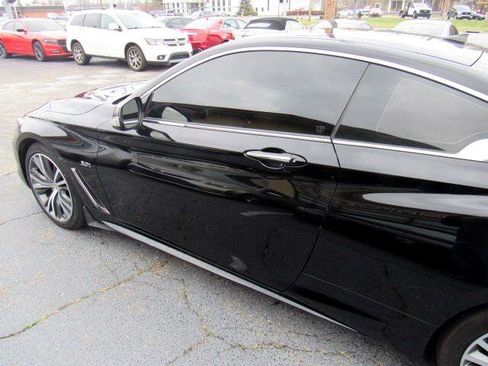 Used 2018 INFINITI Q60 3.0t Luxe w/ Sensory Package 3.0T Luxe image 4